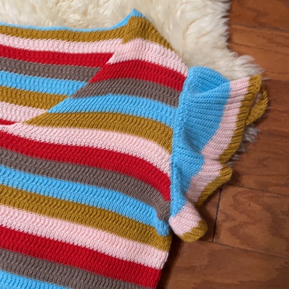 Multi Colored Knit Top with Ruffled Sleeves/Medium/ Lightweight /Great Condition - Picture 4 of 9